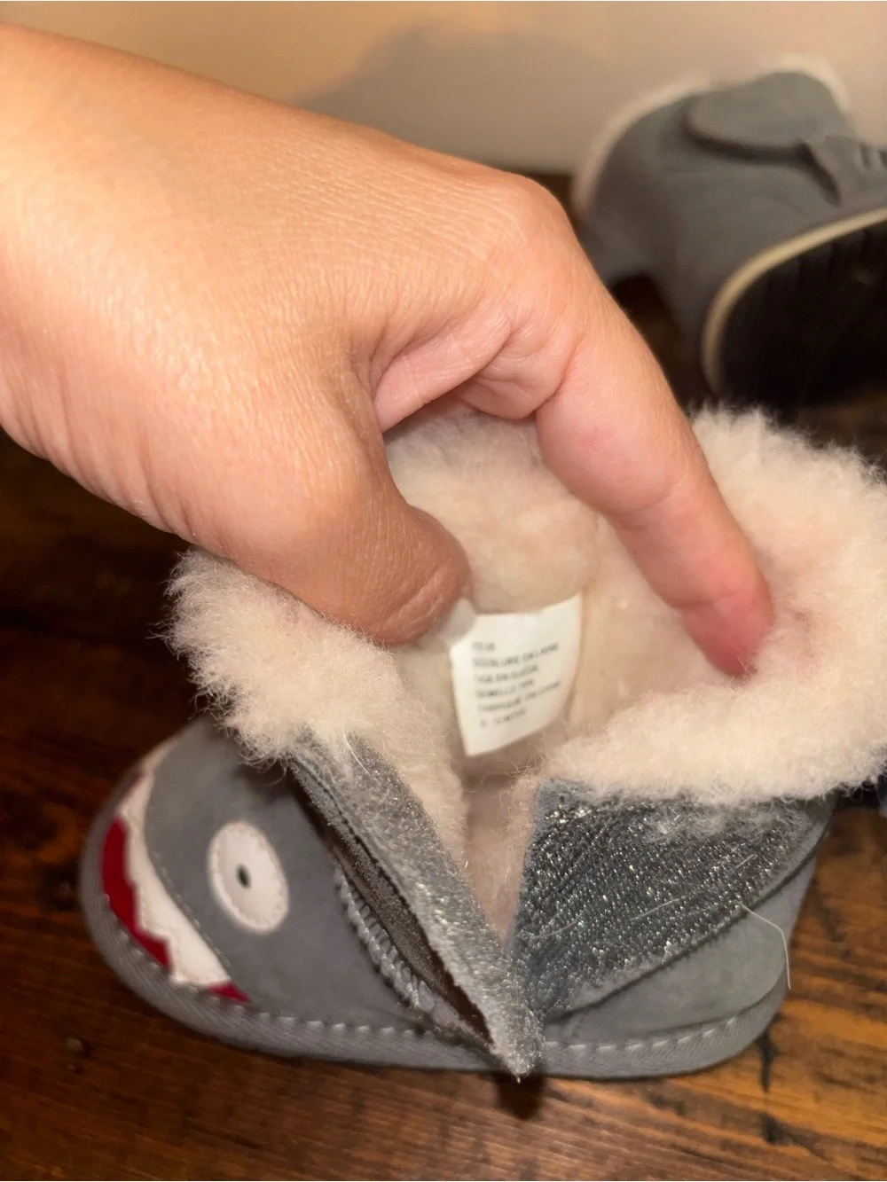 emu Australia Kids Shark Shearling Boots - Gray 6-12month walker